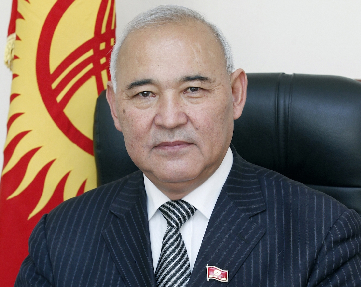 Kubanychbek JUMALİYEV